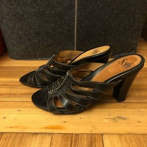 Sofft black leather heel sandals 7M